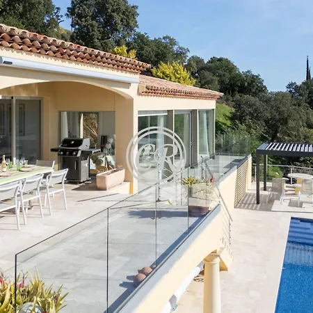 Wunderschoene In Valcros Mit Pool Und Meerblick By Interhome Dom wakacyjny *
