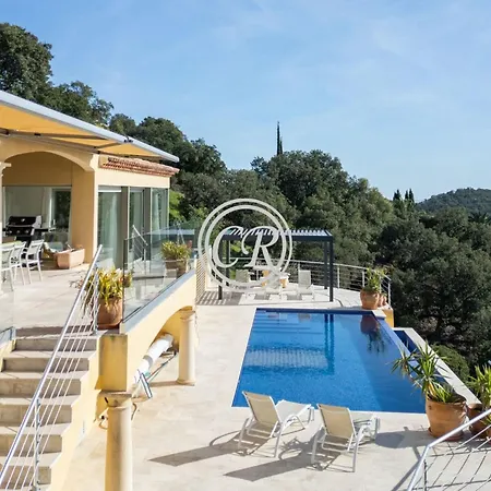 Dom wakacyjny Wunderschoene In Valcros Mit Pool Und Meerblick By Interhome *